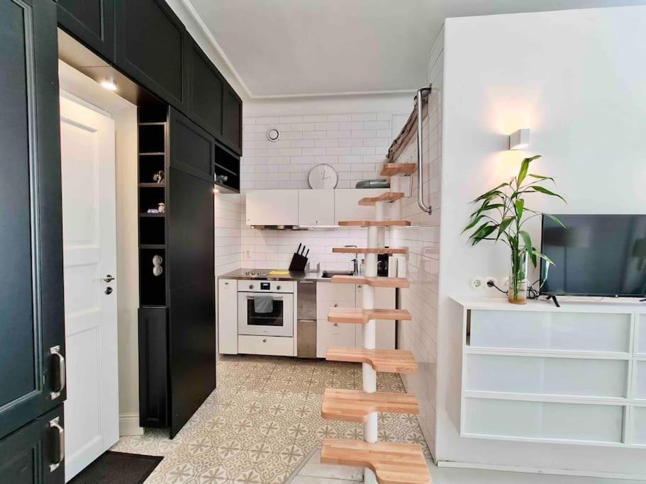 Stylish Studio In Downtown Helsinki Exterior photo